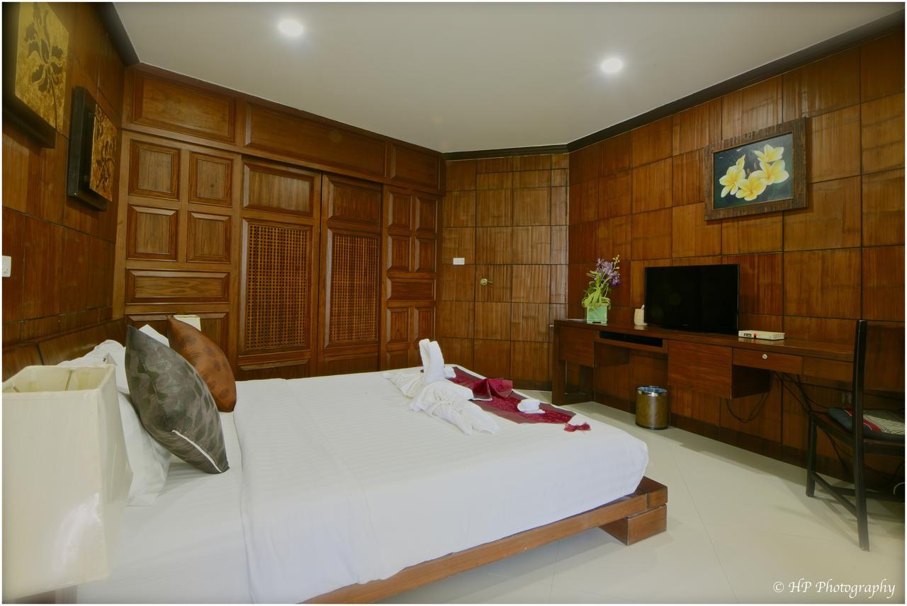 Villa Regtuk Patong Екстериор снимка